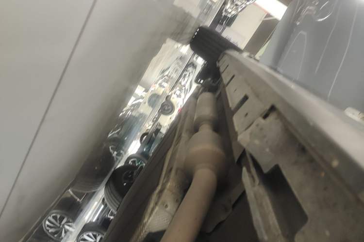 Used BYD Destroyer 05 2023 Champion Edition DM-i 120KM Luxury Model Right Side Sill
