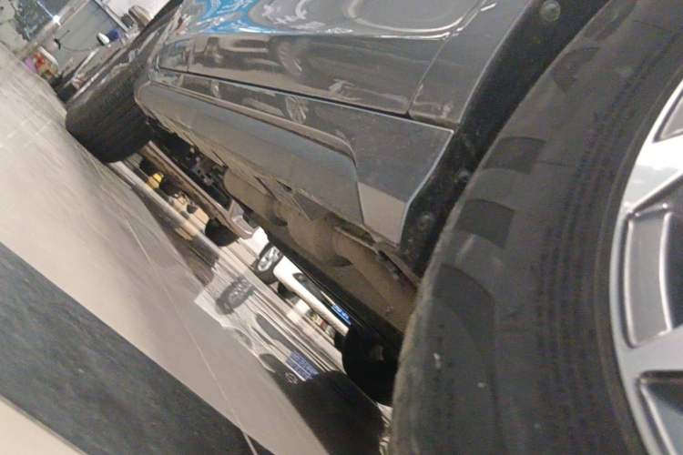 Used BYD Destroyer 05 2023 Champion Edition DM-i 55KM Luxury Model Right Side Sill