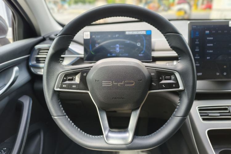 Used BYD Destroyer 05 2023 Champion Edition DM-i 120KM Prestige Model Steering Wheel