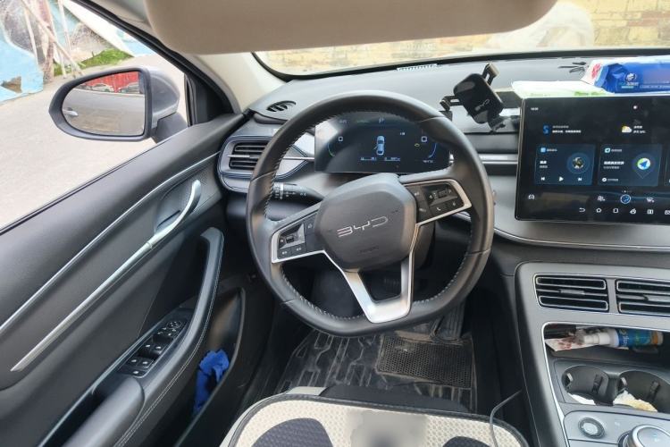 Used BYD Destroyer 05 2023 Champion Edition DM-i 55KM Luxury Model Steering Wheel