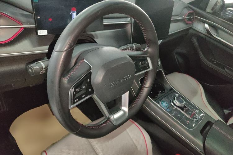 Used BYD Destroyer 05 2023 Champion Edition DM-i 120KM Prestige Model Steering Wheel