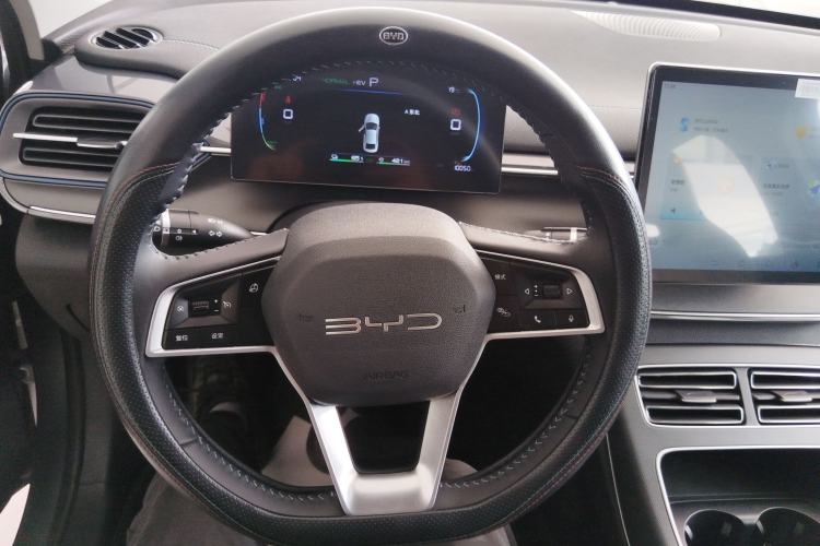 Used BYD Destroyer 05 2023 Champion Edition DM-i 120KM Luxury Model Steering Wheel