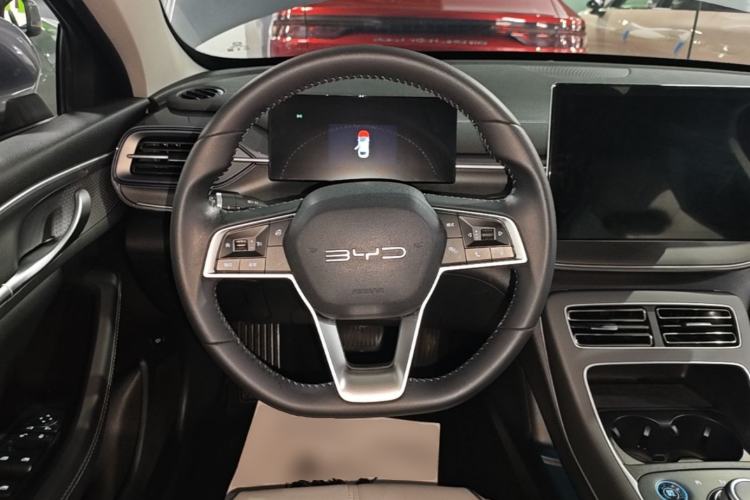 Used BYD Destroyer 05 2023 Champion Edition DM-i 55KM Luxury Model Steering Wheel