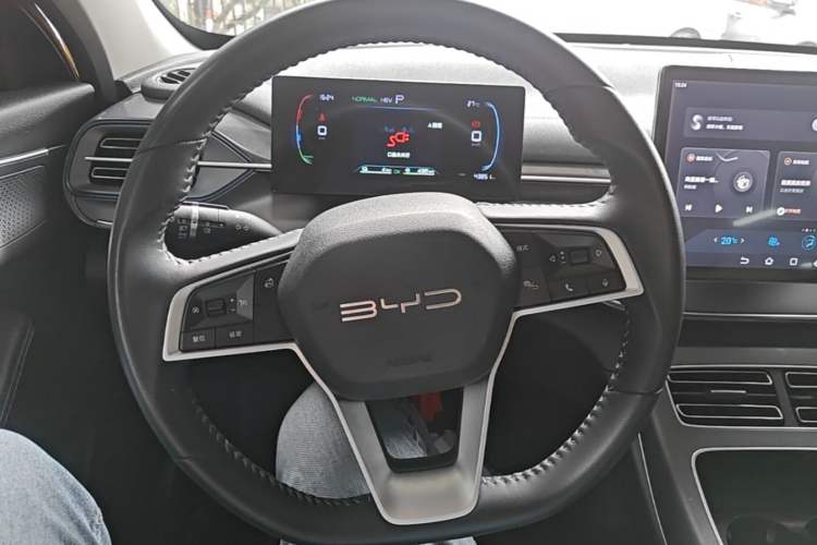 Used BYD Destroyer 05 2023 Champion Edition DM-i 120KM Prestige Model Steering Wheel