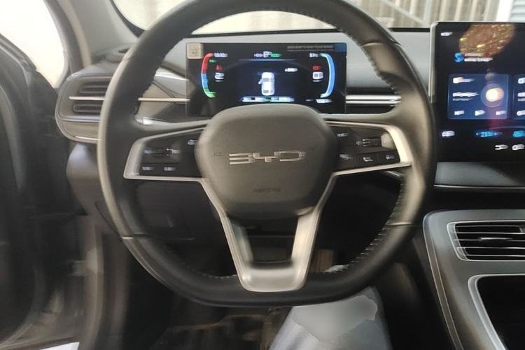 Used BYD Destroyer 05 2023 Champion Edition DM-i 55KM Luxury Model Steering Wheel
