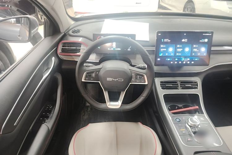 Used BYD Destroyer 05 2023 Champion Edition DM-i 55KM Luxury Model Steering Wheel