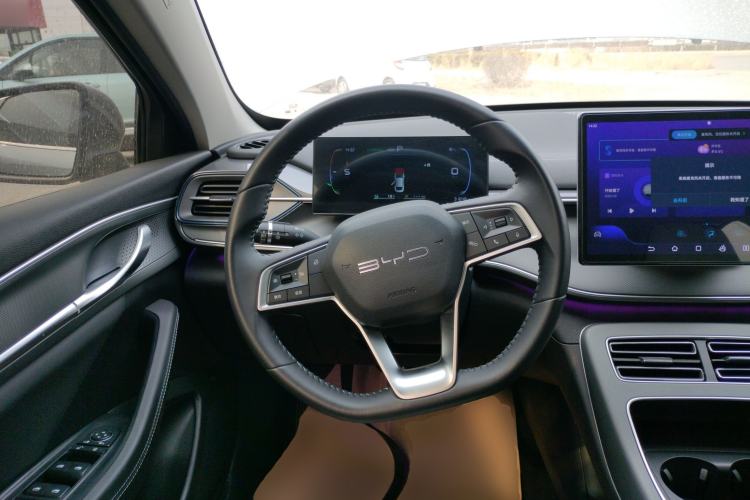 Used BYD Destroyer 05 2023 Champion Edition DM-i 55KM Luxury Model Steering Wheel