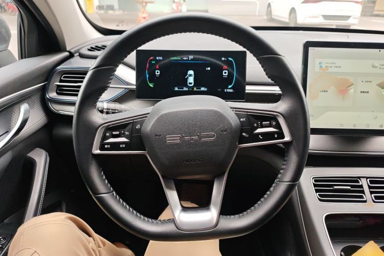 Used BYD Destroyer 05 2023 Champion Edition DM-i 55KM Luxury Model Steering Wheel