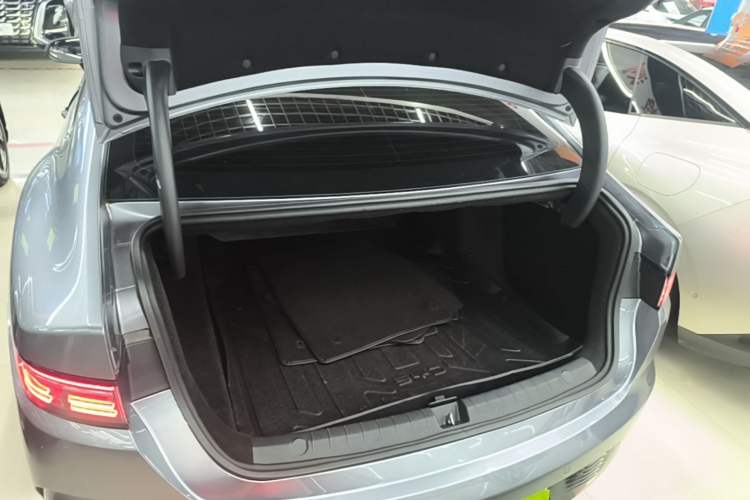 Used BYD Destroyer 05 2023 Champion Edition DM-i 55KM Luxury Model Trunk