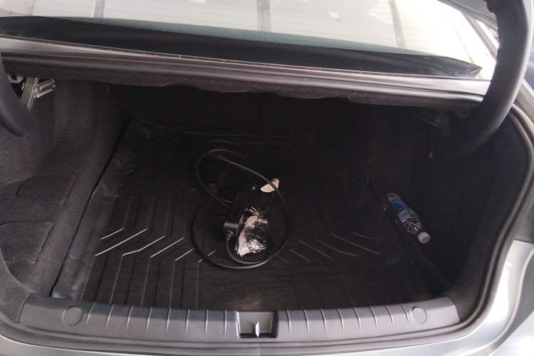 Used BYD Destroyer 05 2023 Champion Edition DM-i 120KM Luxury Model Trunk