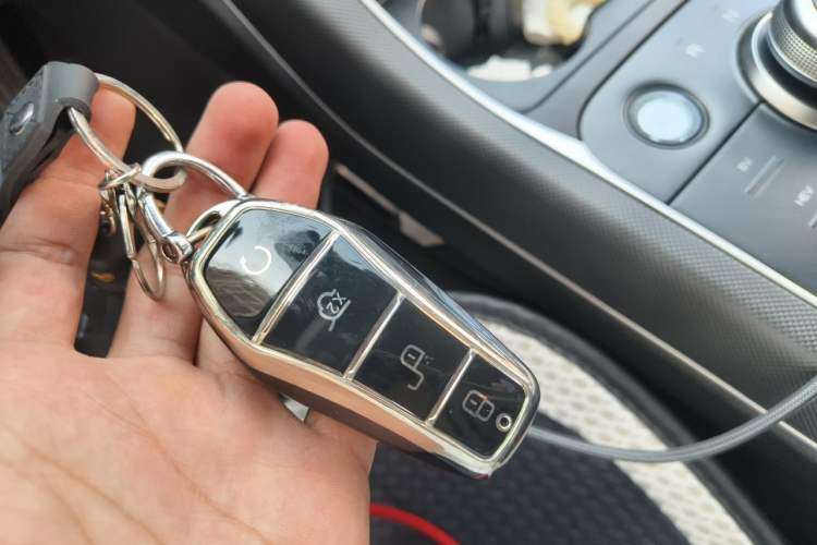 Used BYD Destroyer 05 2023 Champion Edition DM-i 55KM Luxury Model Vehicle Key