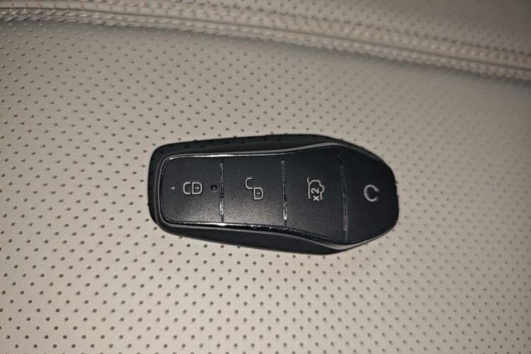 Used BYD Destroyer 05 2023 Champion Edition DM-i 55KM Luxury Model Vehicle Key