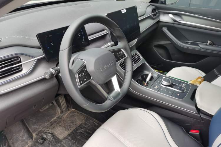 Used BYD Destroyer 05 2023 Champion Edition DM-i 120KM Luxury Model Steering Wheel