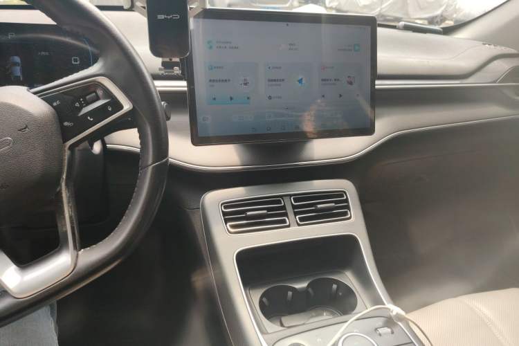 Used BYD Destroyer 05 2023 Champion Edition DM-i 55KM Luxury Model Audio And AC Panel