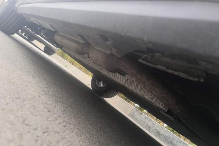 Used BYD Destroyer 05 2023 Champion Edition DM-i 55KM Luxury Model Chassis Front Right