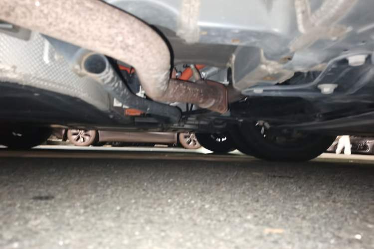 Used BYD Destroyer 05 2023 Champion Edition DM-i 120KM Prestige Model Chassis Front Right