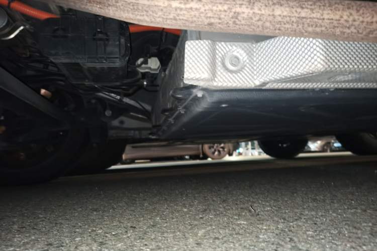 Used BYD Destroyer 05 2023 Champion Edition DM-i 120KM Prestige Model Chassis Rear Right