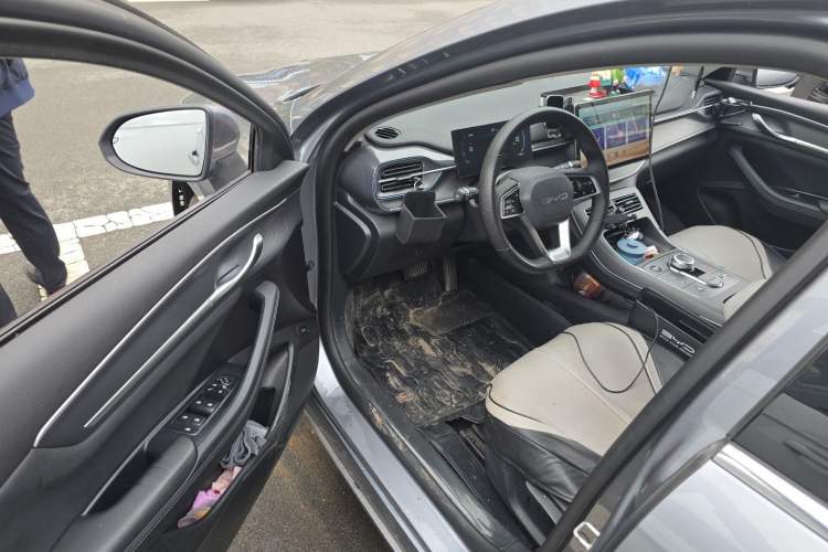 Used BYD Destroyer 05 2023 Champion Edition DM-i 55KM Luxury Model Driver Seat