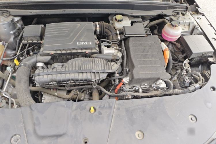 Used BYD Destroyer 05 2023 Champion Edition DM-i 120KM Prestige Model Engine Bay