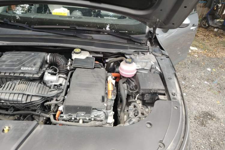 Used BYD Destroyer 05 2023 Champion Edition DM-i 55KM Luxury Model Engine Bay Left