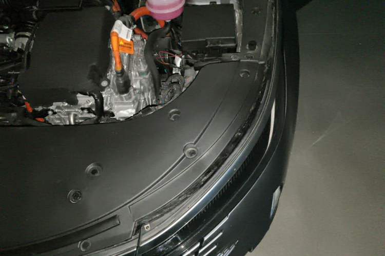 Used BYD Destroyer 05 2023 Champion Edition DM-i 55KM Luxury Model Engine Bay Left