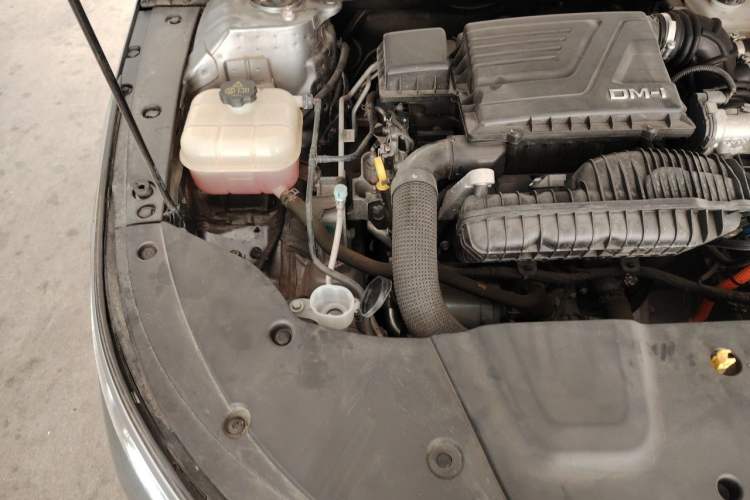 Used BYD Destroyer 05 2023 Champion Edition DM-i 55KM Luxury Model Engine Bay Right