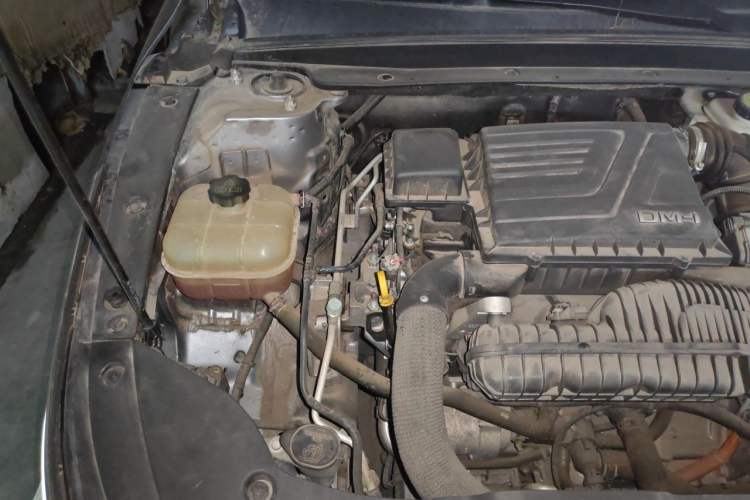 Used BYD Destroyer 05 2023 Champion Edition DM-i 55KM Luxury Model Engine Bay Right