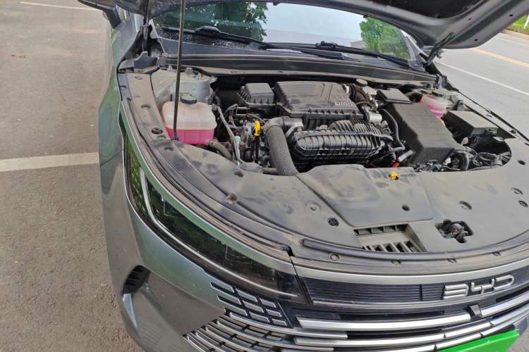 Used BYD Destroyer 05 2023 Champion Edition DM-i 120KM Prestige Model Engine Bay Right