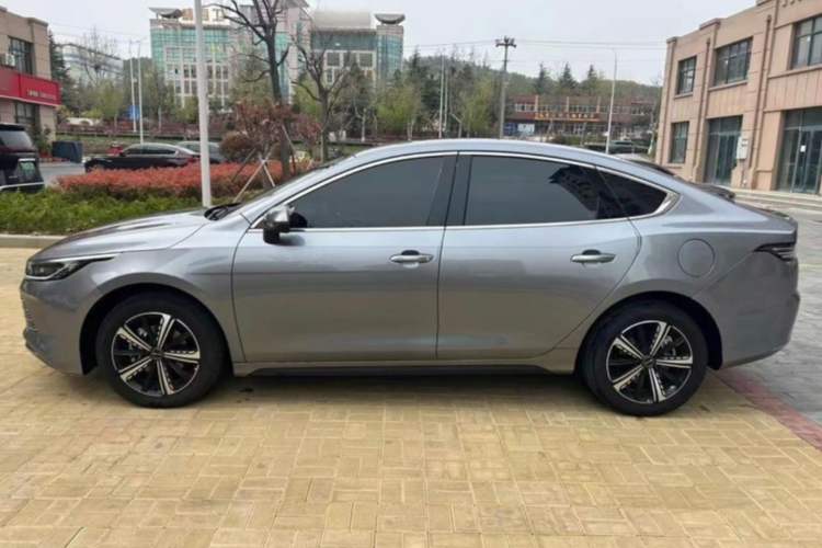 Used BYD Destroyer 05 2023 Champion Edition DM-i 120KM Prestige Model Exterior 3