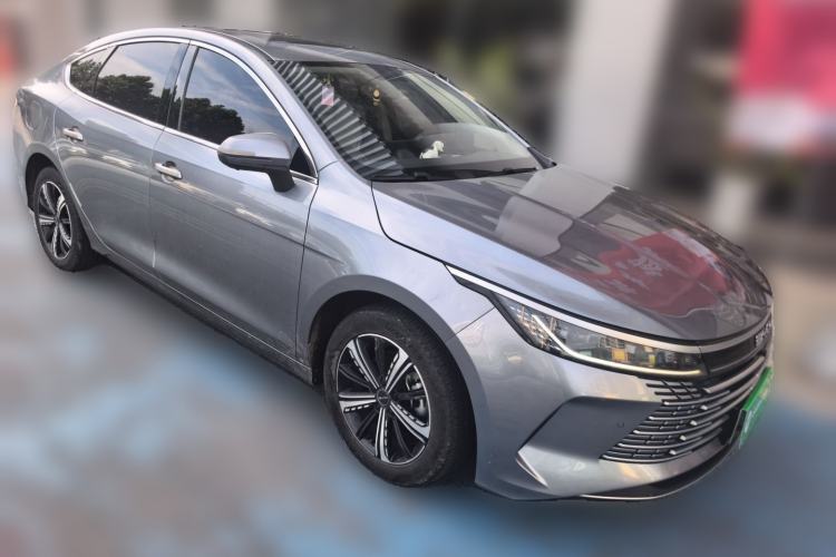 Used BYD Destroyer 05 2023 Champion Edition DM-i 120KM Prestige Model Front Right 45 Deg