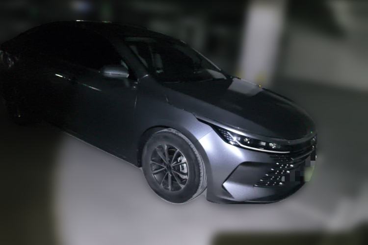 Used BYD Destroyer 05 2023 Champion Edition DM-i 55KM Luxury Model Front Right 45 Deg