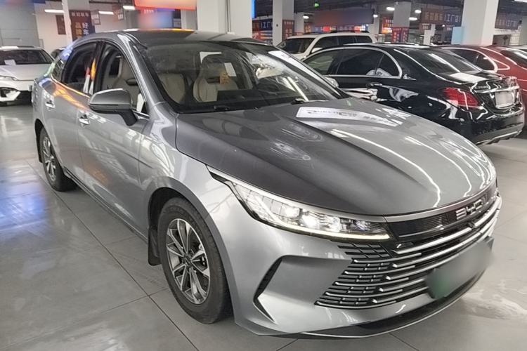 Used BYD Destroyer 05 2023 Champion Edition DM-i 55KM Luxury Model Front Right 45 Deg