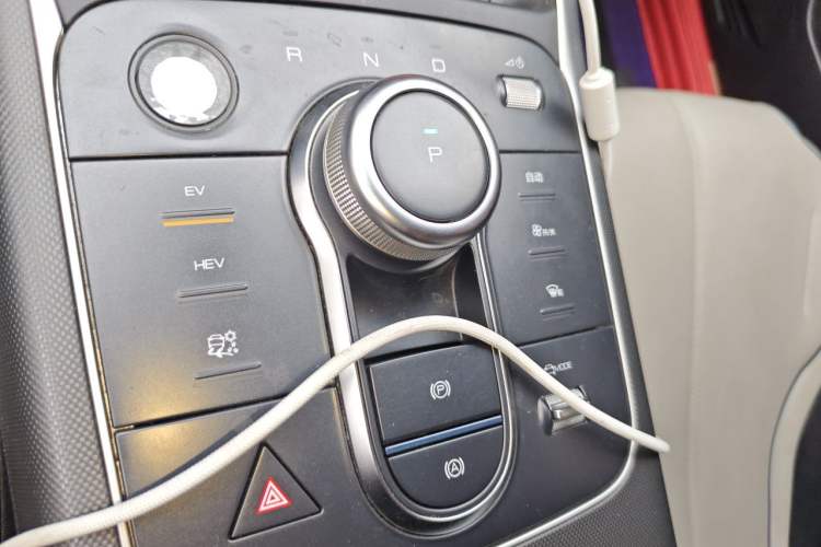 Used BYD Destroyer 05 2023 Champion Edition DM-i 120KM Prestige Model Gear Lever
