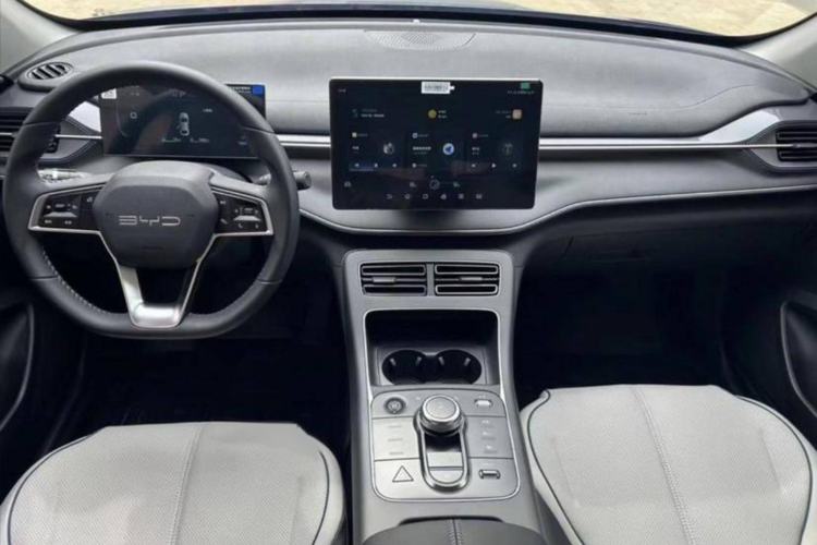 Used BYD Destroyer 05 2023 Champion Edition DM-i 120KM Prestige Model Interior 2