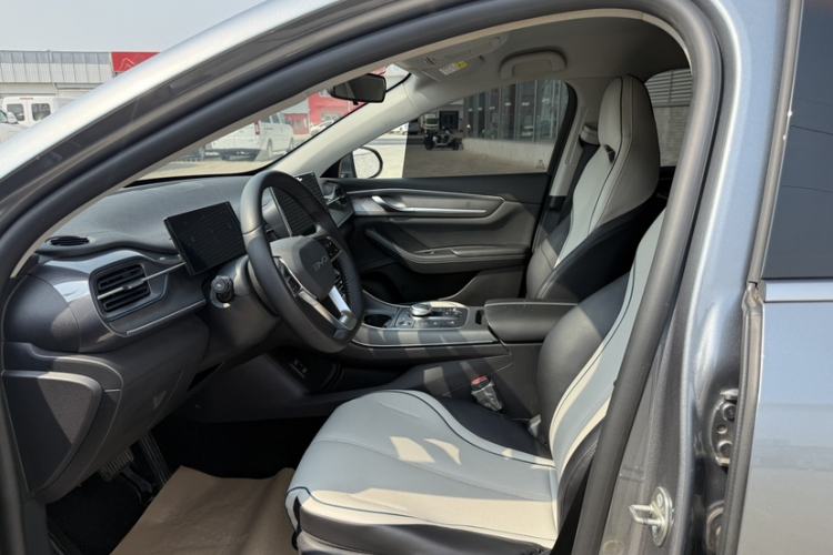 Used BYD Destroyer 05 2023 Champion Edition DM-i 55KM Luxury Model Interior 5