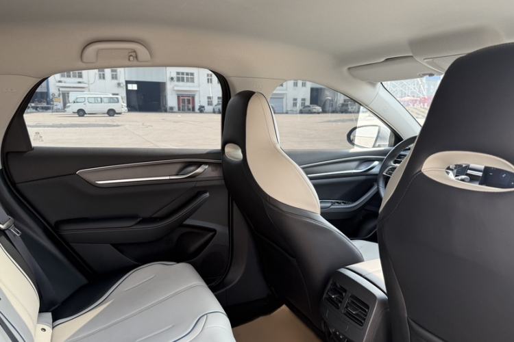 Used BYD Destroyer 05 2023 Champion Edition DM-i 55KM Luxury Model Interior 6
