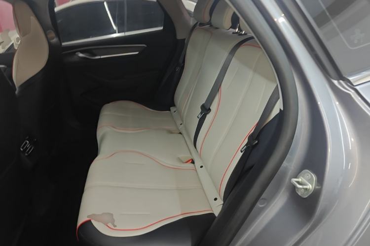 Used BYD Destroyer 05 2023 Champion Edition DM-i 55KM Luxury Model Left Rear Seat