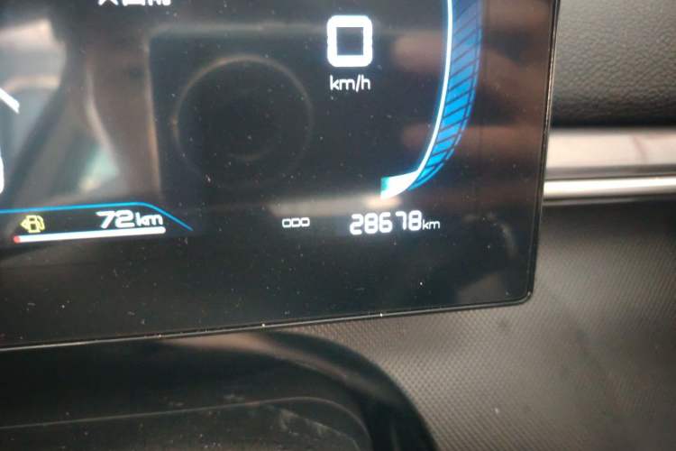 Used BYD Destroyer 05 2023 Champion Edition DM-i 55KM Luxury Model Odometer Close Up