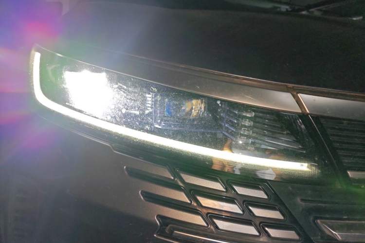 Used BYD Destroyer 05 2023 Champion Edition DM-i 55KM Luxury Model Right Front Headlight