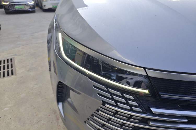 Used BYD Destroyer 05 2023 Champion Edition DM-i 55KM Luxury Model Right Front Headlight