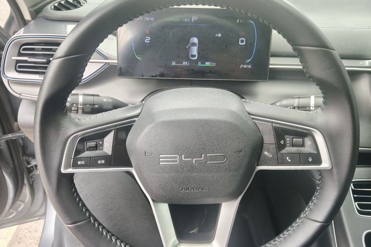 Used BYD Destroyer 05 2023 Champion Edition DM-i 55KM Luxury Model Steering Wheel