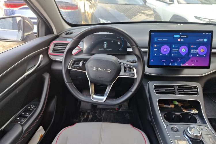 Used BYD Destroyer 05 2023 Champion Edition DM-i 55KM Luxury Model Steering Wheel