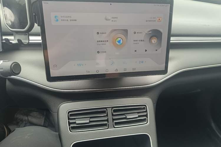 Used BYD Destroyer 05 2023 Champion Edition DM-i 55KM Luxury Model Audio And AC Panel