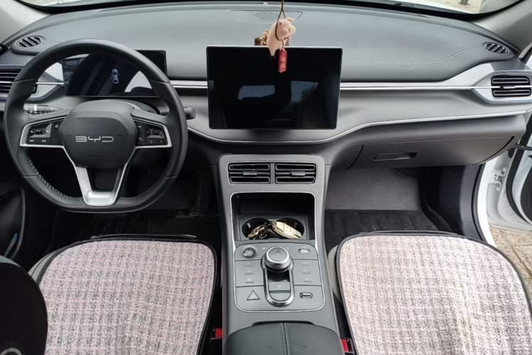 Used BYD Destroyer 05 2023 Champion Edition DM-i 120KM Prestige Model Center Console