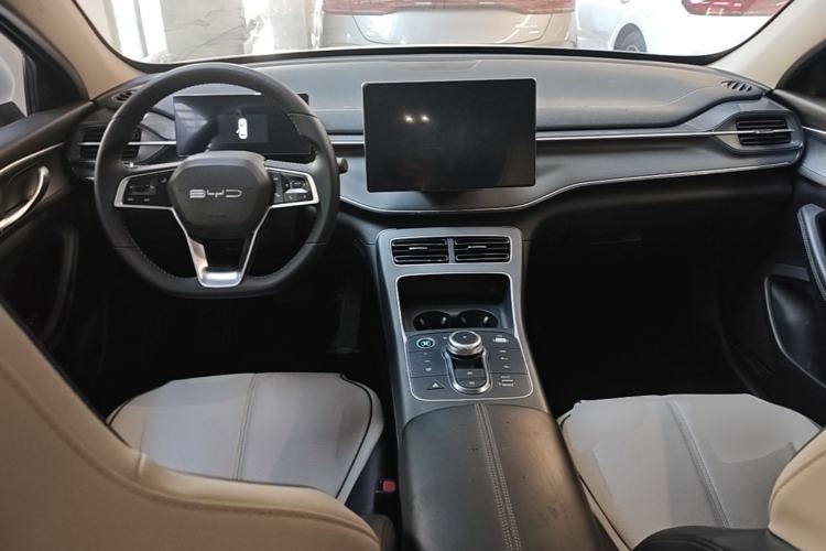 Used BYD Destroyer 05 2023 Champion Edition DM-i 120KM Prestige Model Center Console