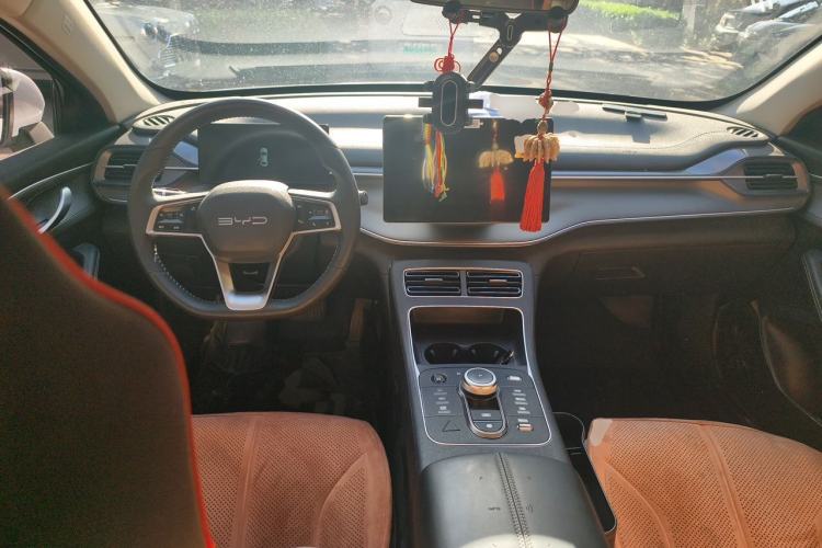 Used BYD Destroyer 05 2023 Champion Edition DM-i 120KM Prestige Model Center Console