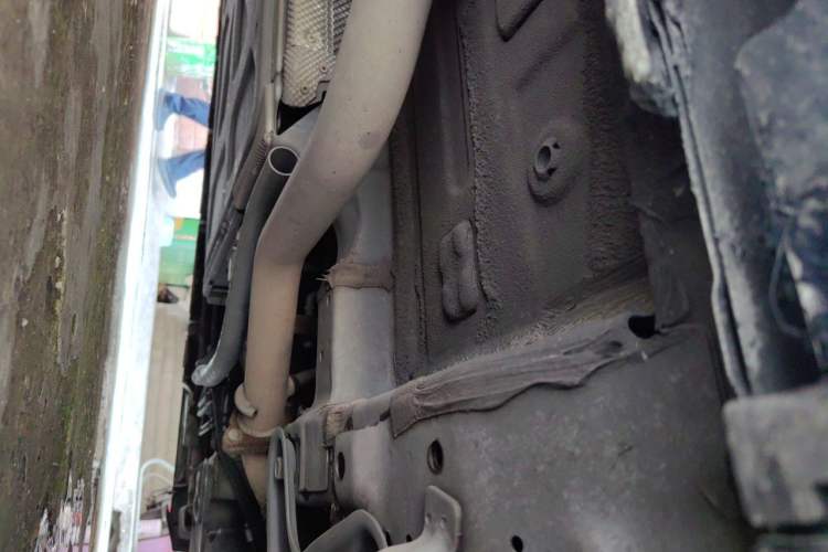 Used BYD Destroyer 05 2023 Champion Edition DM-i 55KM Luxury Model Chassis Front Right