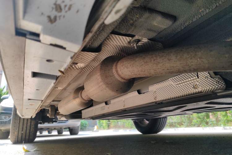 Used BYD Destroyer 05 2023 Champion Edition DM-i 55KM Prestige Model Chassis Front Right