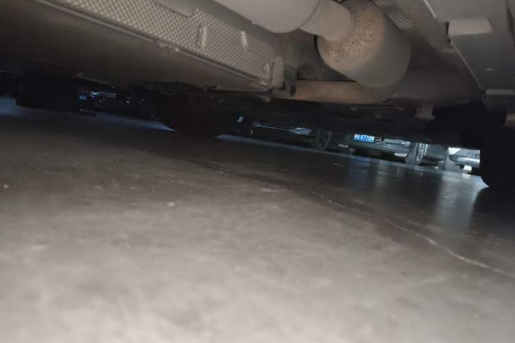 Used BYD Destroyer 05 2023 Champion Edition DM-i 120KM Luxury Model Chassis Front Right