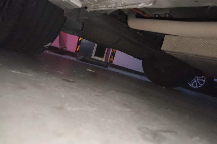 Used BYD Destroyer 05 2023 Champion Edition DM-i 120KM Luxury Model Chassis Rear Right
